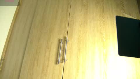 Aida  online show from October 2025 11:34:02 AM