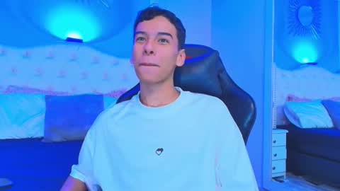 aiden_royce online show from September 2025 06:30:02 AM