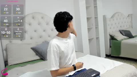 Aiden  online show from February 2025 12:03:02 PM