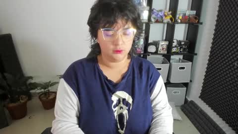 Catalina online show from February 2025 12:11:02 PM