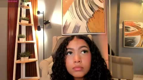 Snapshot of ailann_ chatting on April 2026 01:42:02 AM Alisson online show from April 2026 01:42:02 AM