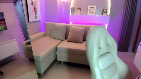   online show from February 2026 02:22:01 AM