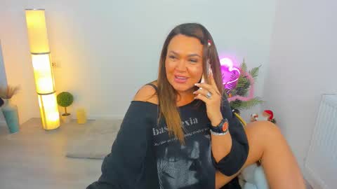 Aileen online show from November 2025 05:06:02 PM