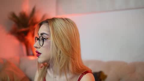  Aileen  online show from February 2026 08:51:02 PM