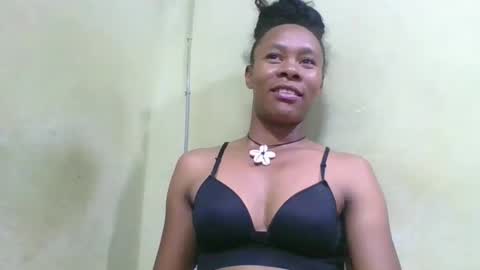 Snapshot of aimee982179 chatting on April 2026 04:22:02 PM aimee982179 online show from April 2026 04:22:02 PM
