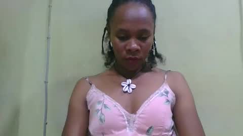 Snapshot of aimee982179 chatting on April 2026 07:05:02 PM aimee982179 online show from April 2026 07:05:02 PM