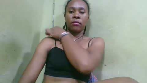 Snapshot of aimee982179 chatting on April 2026 07:31:01 PM aimee982179 online show from April 2026 07:31:01 PM