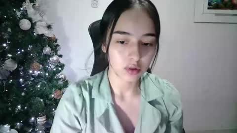 Snapshot of aineangeel chatting on January 2025 11:53:02 PM AINE online show from January 2025 11:53:02 PM