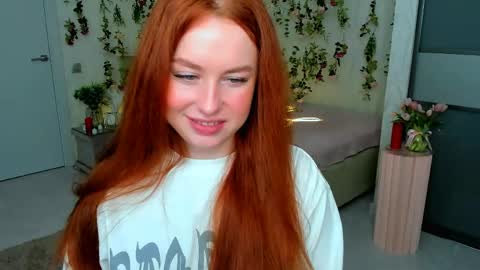 Snapshot of airysilhouette chatting on May 2026 01:14:02 AM Louise online show from May 2026 01:14:02 AM