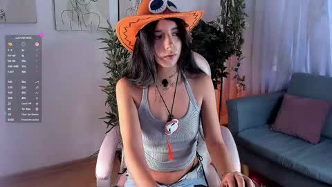 Aisha online show from October 2025 12:45:01 PM