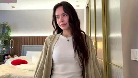 Aisha online show from April 2026 05:29:01 AM