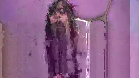 Snapshot of aisha_leenss chatting on February 2026 02:43:01 PM Aisha online show from February 2026 02:43:01 PM