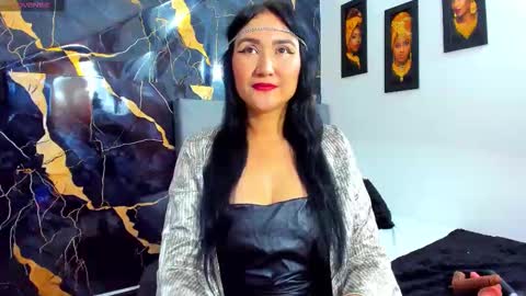 Aisha online show from October 2025 12:50:01 PM