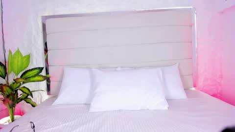 Snapshot of aitananoa chatting on April 2026 08:09:01 PM aitananoa online show from April 2026 08:09:01 PM