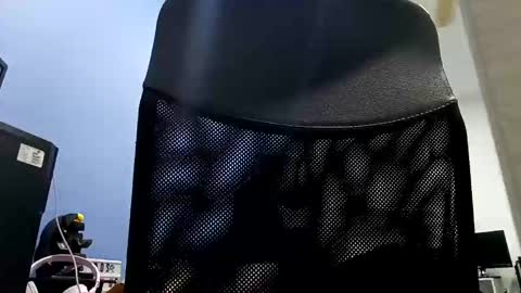 Esteban online show from January 2025 04:44:02 AM