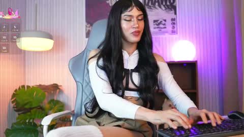 Snapshot of akame_s chatting on March 2025 12:07:01 AM online show from March 2025 12:07:01 AM