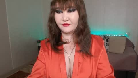 Snapshot of akanire chatting on May 2026 06:58:01 PM Shelly online show from May 2026 06:58:01 PM