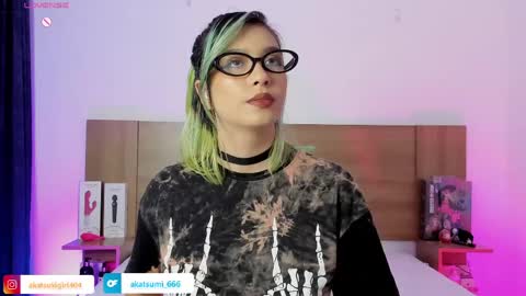 Snapshot of akatsumi_ chatting on April 2026 12:01:01 AM Akartsumi online show from April 2026 12:01:01 AM