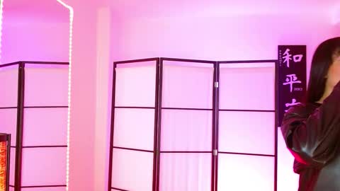 Snapshot of akeno_desire chatting on March 2026 04:18:01 AM Akeno online show from March 2026 04:18:01 AM