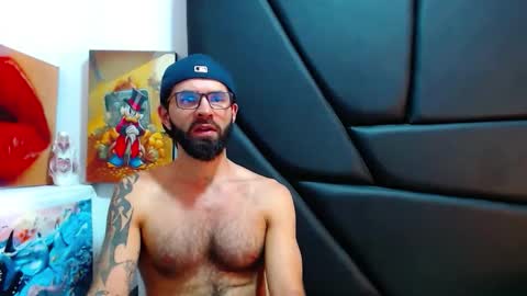 akiles online show from April 2026 12:02:02 AM