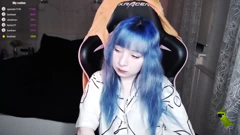 akirahartyx online show from February 2025 01:54:01 PM