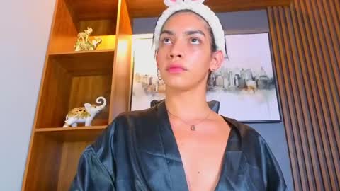 Snapshot of alahia__rodriguez chatting on May 2026 08:27:01 PM Alahia Rodriguez online show from May 2026 08:27:01 PM