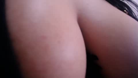 Snapshot of alaia__25 chatting on October 2025 11:33:02 AM alaia__25 online show from October 2025 11:33:02 AM