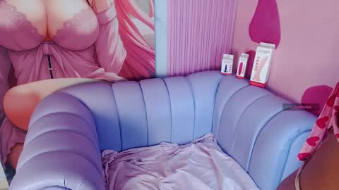 Snapshot of alaia_russo chatting on April 2026 07:33:02 PM ALAIAS ROOM online show from April 2026 07:33:02 PM