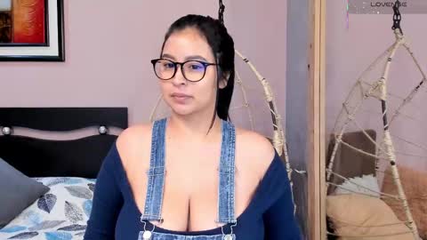     online show from October 2025 12:03:02 PM