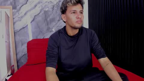 Snapshot of alan__smith chatting on November 2025 07:35:01 PM alan__smith online show from November 2025 07:35:01 PM