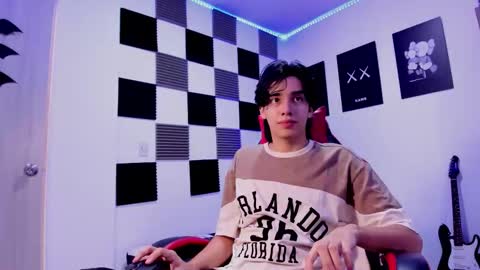 Alan Boy online show from December 2025 09:20:01 PM