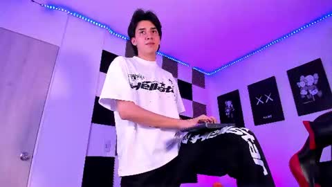 Alan Boy online show from June 2026 02:33:02 AM
