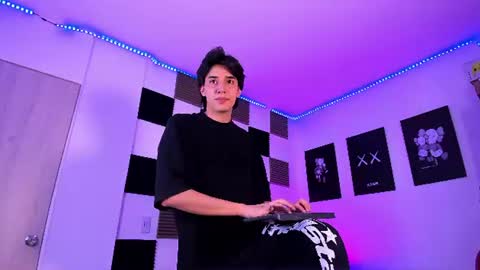 Alan Boy online show from June 2026 01:32:01 AM