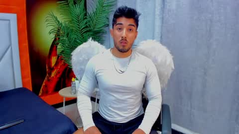 Snapshot of alan_greek_1 chatting on May 2026 04:00:01 PM Alan greek online show from May 2026 04:00:01 PM