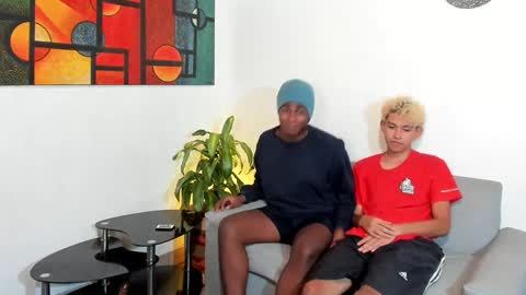 Alan and Criss - WE JUST FRIENDS WITH BENEFITS BOTH VERS online show from December 2024 03:33:02 AM