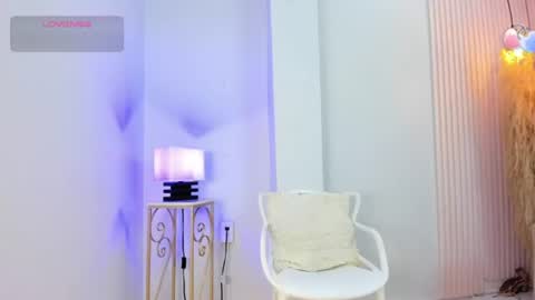 Snapshot of alana__rossetti chatting on June 2026 12:10:01 PM Alana online show from June 2026 12:10:01 PM