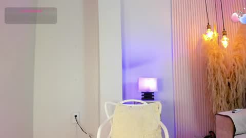 Snapshot of alana__rossetti chatting on July 2026 12:02:02 PM Alana online show from July 2026 12:02:02 PM