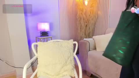 Snapshot of alana__rossetti chatting on July 2026 12:09:02 PM Alana online show from July 2026 12:09:02 PM