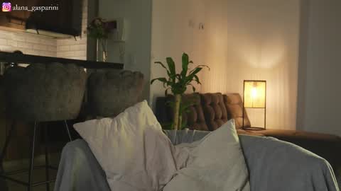 Alana Gasparini online show from January 2026 01:41:02 AM