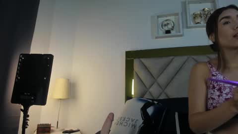 Alana 3 online show from January 2026 12:20:01 PM