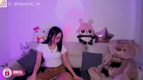 Snapshot of alana_pherson chatting on September 2025 01:33:01 AM alana_pherson online show from September 2025 01:33:01 AM