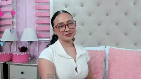 Snapshot of alana_taylor_bss chatting on June 2026 09:02:01 PM Alana online show from June 2026 09:02:01 PM