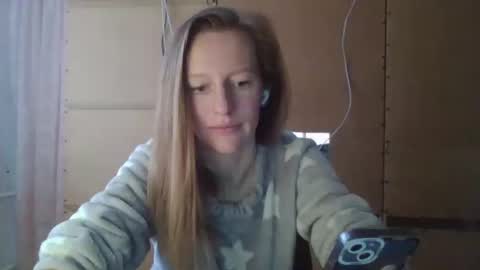 Snapshot of alane26 chatting on March 2025 11:44:02 AM Elisa online show from March 2025 11:44:02 AM