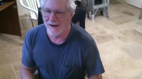 Snapshot of alanlee10allen chatting on April 2026 04:33:02 PM Alanlee10allen online show from April 2026 04:33:02 PM