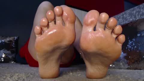 Alanna online show from December 2024 06:00:02 AM