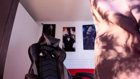 Snapshot of alannaughty_ chatting on December 2024 11:28:02 PM alannaughty_ online show from December 2024 11:28:02 PM