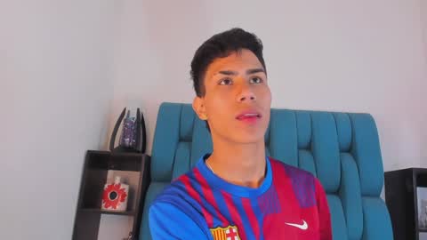 Snapshot of alannaughty_ chatting on January 2025 12:22:01 AM alannaughty_ online show from January 2025 12:22:01 AM