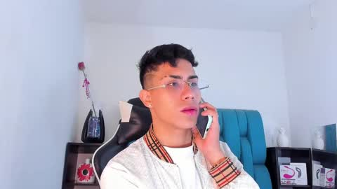 Snapshot of alannaughty_ chatting on March 2025 08:09:02 PM alannaughty_ online show from March 2025 08:09:02 PM