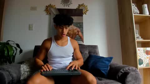 Snapshot of alansex66 chatting on October 2025 01:01:02 PM Alan online show from October 2025 01:01:02 PM