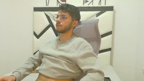 Snapshot of alanvilla_lobo chatting on October 2025 07:34:01 PM alanvilla_lobo online show from October 2025 07:34:01 PM